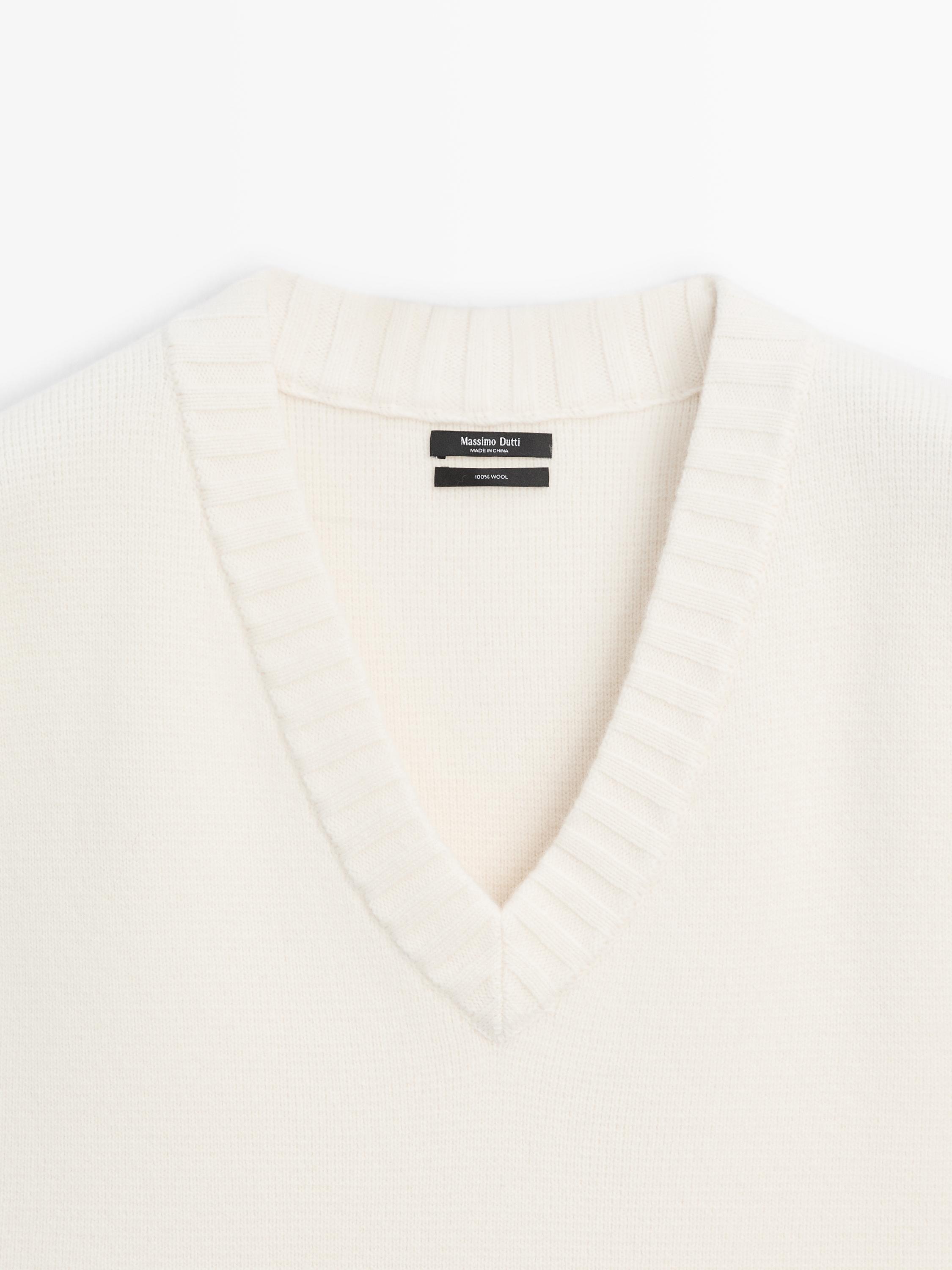 Long 100% wool knit vest